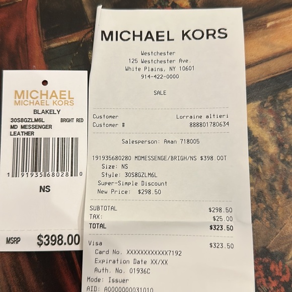 Michael Kors Blakely Bright Red messenger bag NWT - Picture 12 of 15